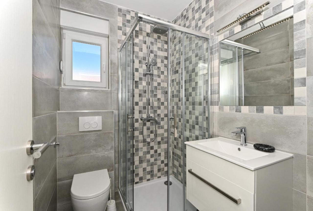 Luxury Apartment White Crystal Kastela Exterior photo